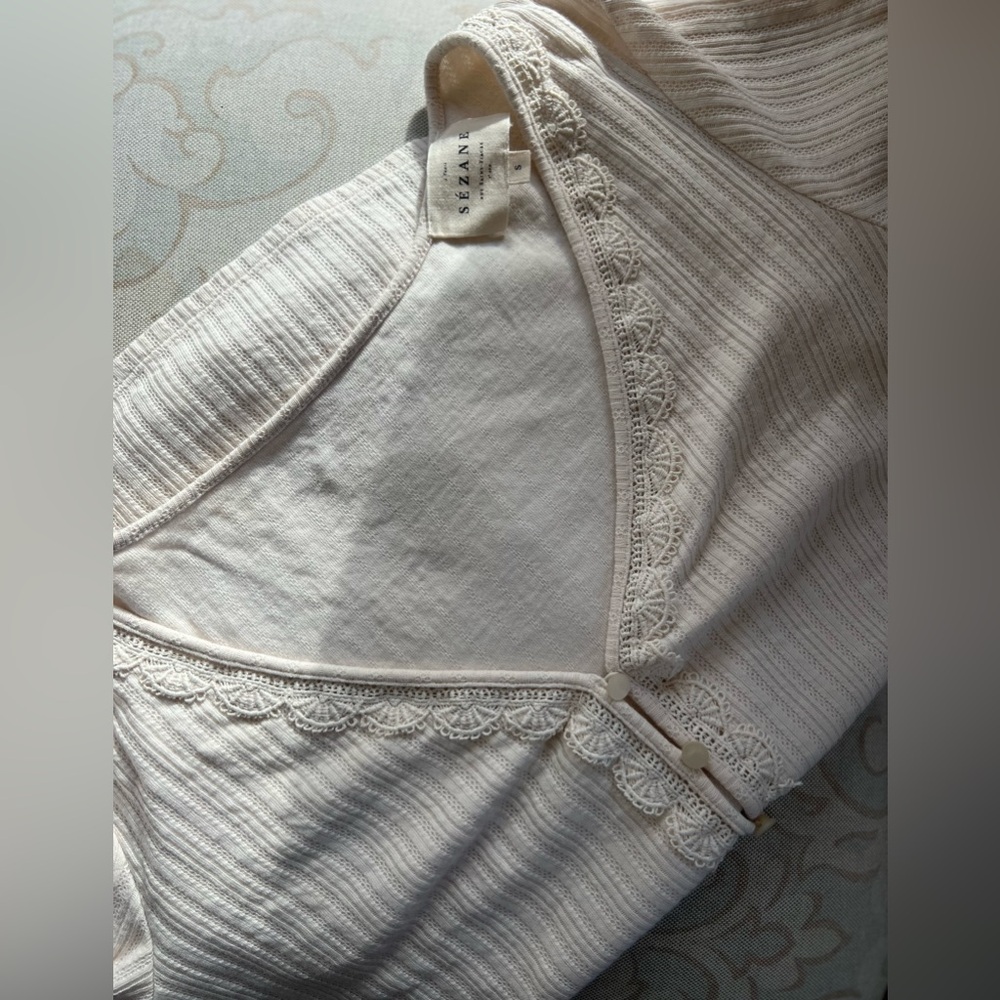 Sezane Maddie Beige Button Down T-shirt Size Small - Picture 11 of 11